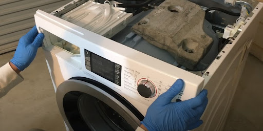 Ремонт стиральных машин Whirlpool в Тихвине – сервис от Мастер24, цены от 2186 руб