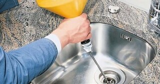 Устранение засоров в трубах и канализации в Тихвине в октябре