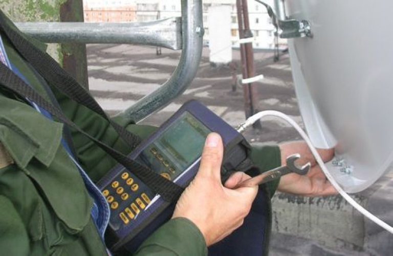 Установка спутниковой антенны в Тихвине в октябре